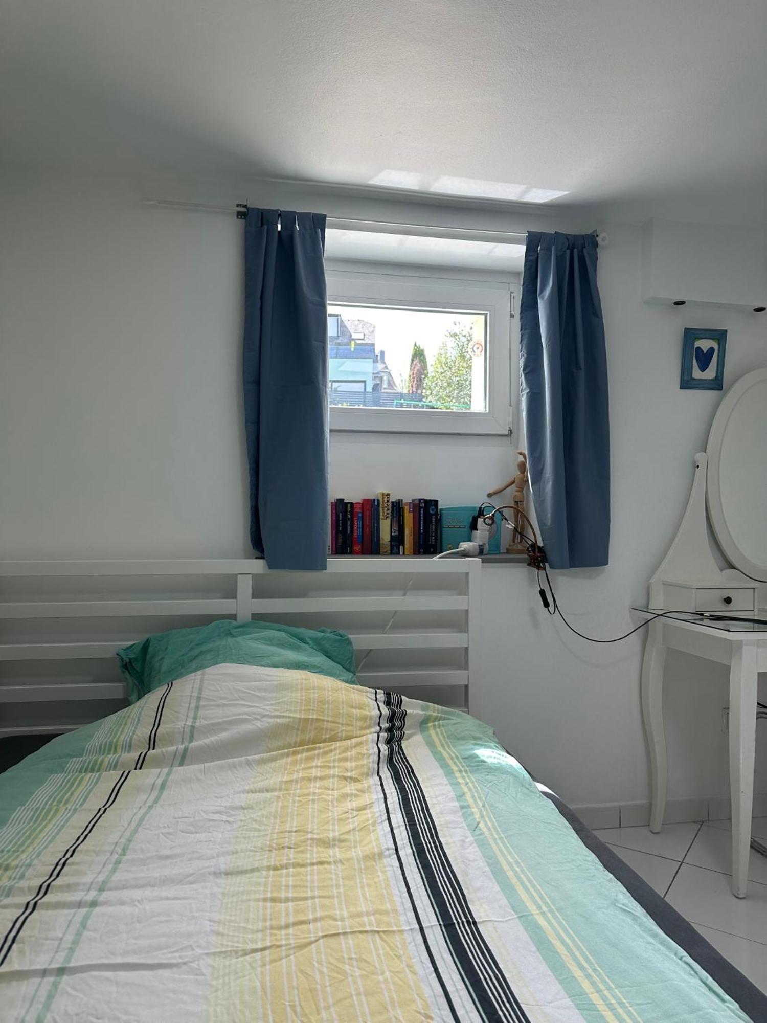Simple Room In Luxembourg City Esterno foto